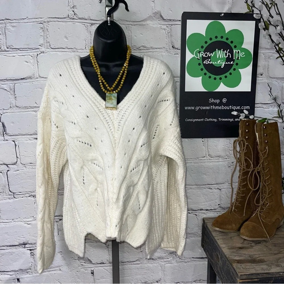 Anthropologie ivory sweater women’s medium - Picture 5 of 7